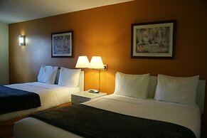 R & R Inn & Suites