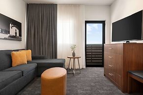 La Quinta Inn & Suites by Wyndham San Luis Obispo Downtown