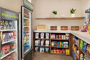 La Quinta Inn & Suites by Wyndham San Luis Obispo Downtown