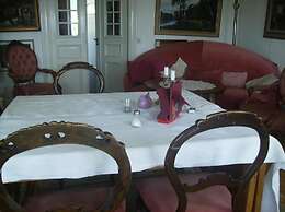 Täljegården Lantgårdshotell