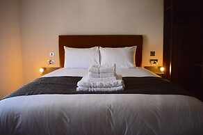 Q8 Boutique Hotel