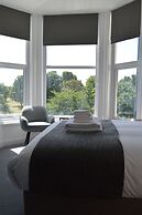 Q8 Boutique Hotel