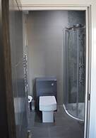 Q8 Boutique Hotel