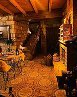 PluVia Boutique Hotel