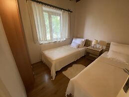 PluVia Boutique Hotel