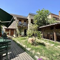 PluVia Boutique Hotel