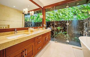 The Lodge at Kukui’ula