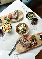 Hotel Indigo Manchester - Victoria Station by IHG