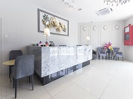 Yootel Boutique Hotel