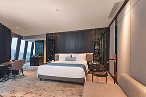 JHL Solitaire Gading Serpong