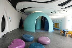 JHL Solitaire Gading Serpong