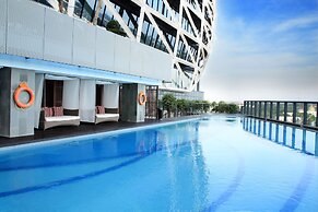 JHL Solitaire Gading Serpong