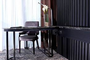 JHL Solitaire Gading Serpong