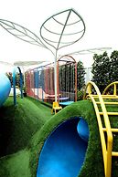 JHL Solitaire Gading Serpong