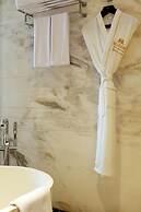 JHL Solitaire Gading Serpong