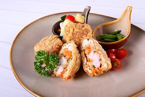 JHL Solitaire Gading Serpong