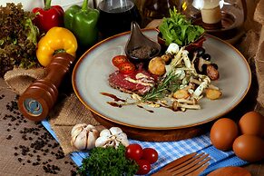 JHL Solitaire Gading Serpong