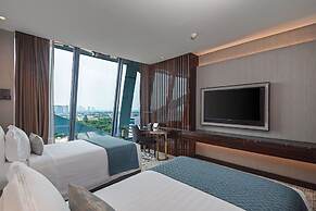 JHL Solitaire Gading Serpong