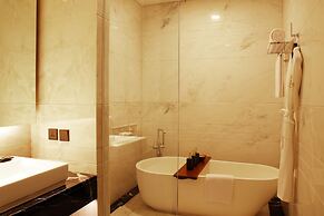 JHL Solitaire Gading Serpong