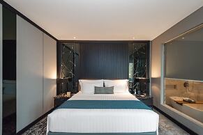 JHL Solitaire Gading Serpong