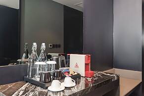 JHL Solitaire Gading Serpong