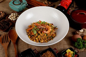 JHL Solitaire Gading Serpong