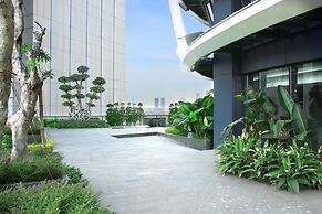 JHL Solitaire Gading Serpong