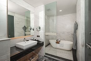 JHL Solitaire Gading Serpong