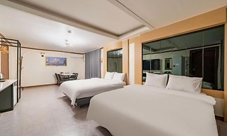 Donghae Gloria Hotel