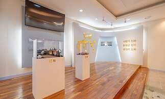 Donghae Gloria Hotel