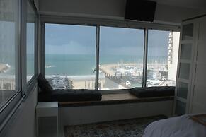 TLV Suites on the beach