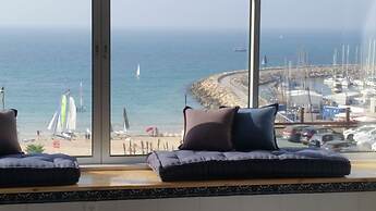 TLV Suites on the beach