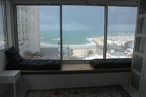 TLV Suites on the beach