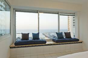 TLV Suites on the beach