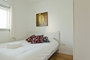 TLV Suites by the sea 3 Rooms