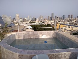 TLV Suites Triplex Penthouse With pool