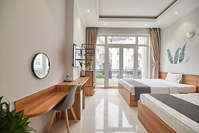 Bin Bin Hotel 2 - Near Him Lam D7