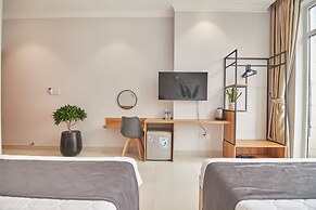 Bin Bin Hotel 2 - Near Him Lam D7