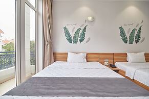 Bin Bin Hotel 2 - Near Him Lam D7