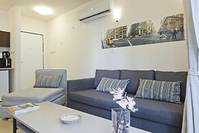 TLV Suites By The Sea - 2 Rooms
