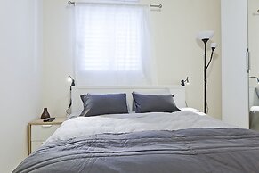 TLV Suites By The Sea - 2 Rooms