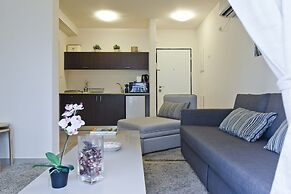 TLV Suites By The Sea - 2 Rooms