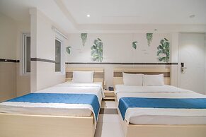 BinBin Hotel 5 - Near Lotte Mart D7