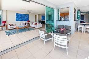 Pavillion 17 - Waterfront Spacious 4 Bedroom With Own Inground Pool An