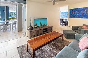 Pavillion 17 - Waterfront Spacious 4 Bedroom With Own Inground Pool An