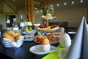 Fast Lane Hotel