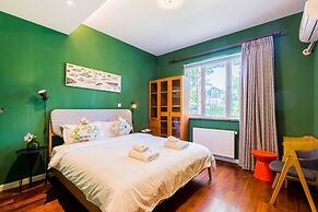 Carnival Villa with 5 BRs