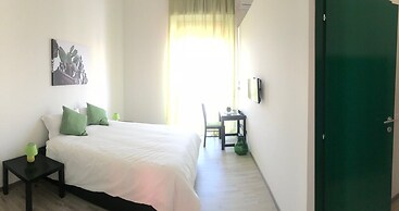 Ficurinia Guest House