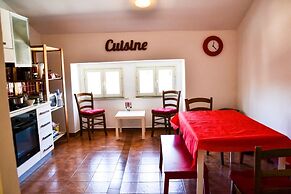 Ficurinia Guest House