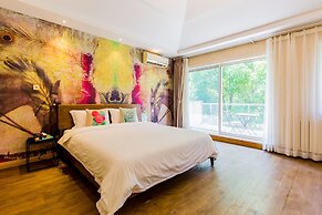 Summer Villa with 5 BRs